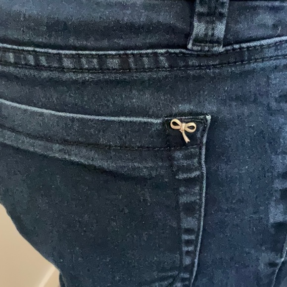 Nanette Lepore Women’s Dark Wash Crop Jean Size 10 - Picture 3 of 9